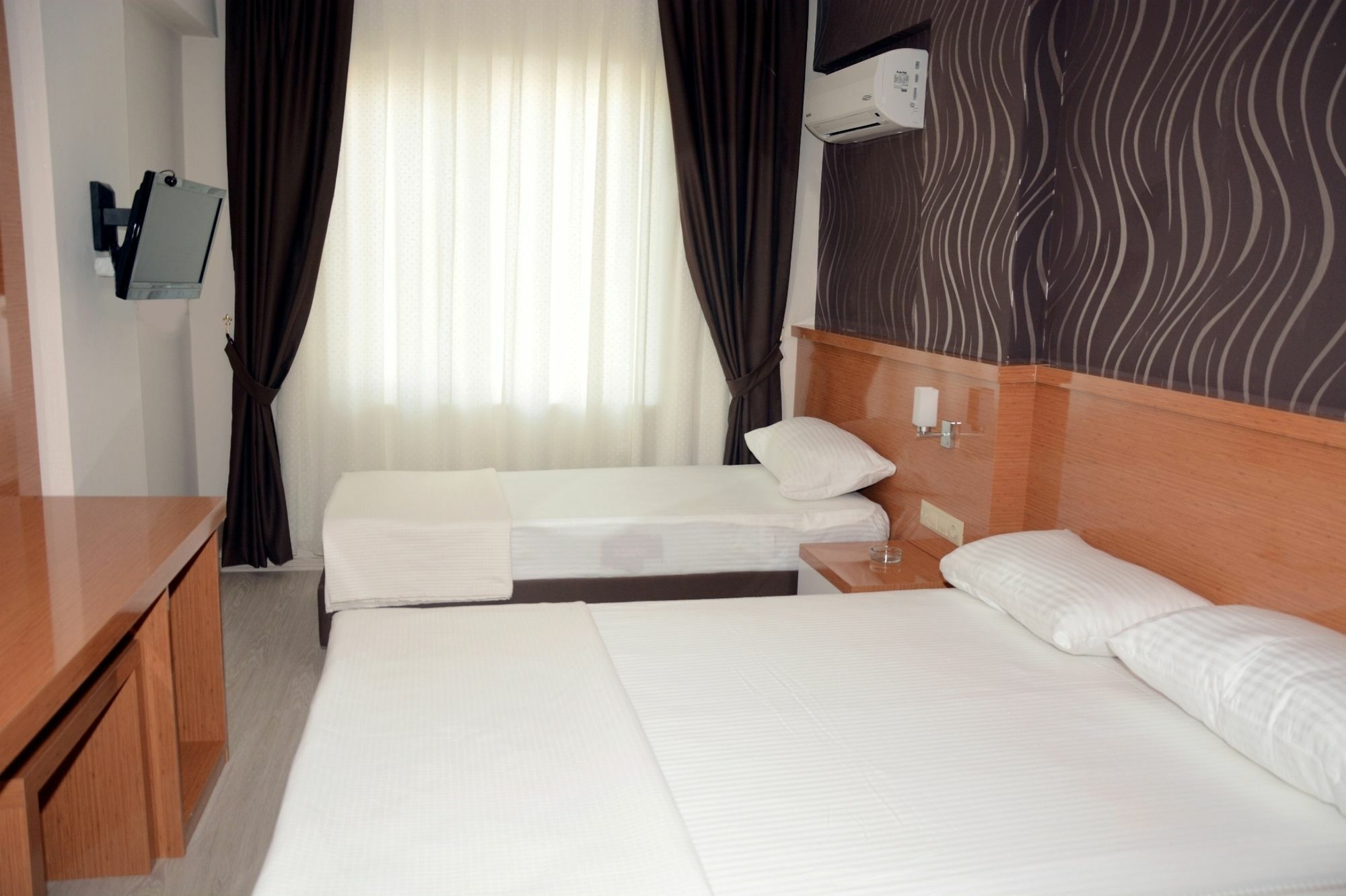 Otel Derin 3*
